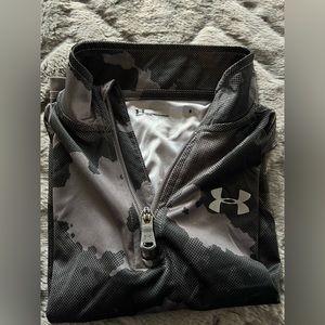 UA dry-fit 3 quarter zip